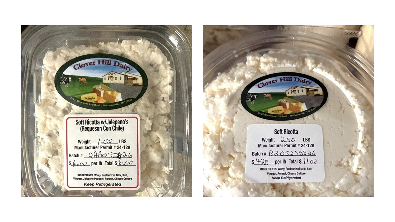 Image of soft ricotta with jalape&ntilde;os and plain soft ricotta cheese in clear, plastic container