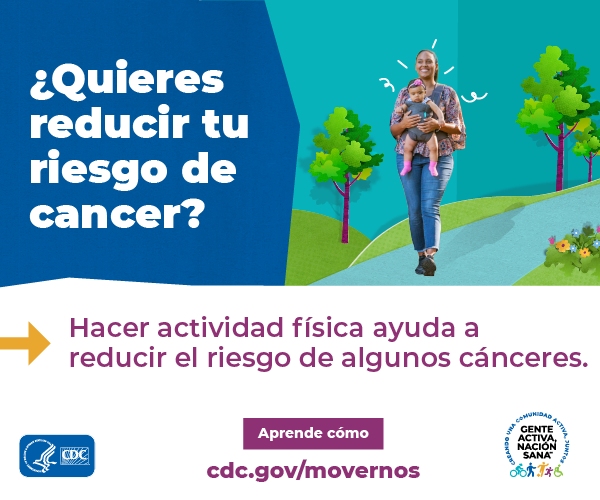Mamá y bebé dando un paseo