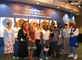 Group of students in front of CDC&rsquo;s PulseNet