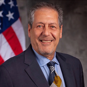Headshot of Armando Nahum